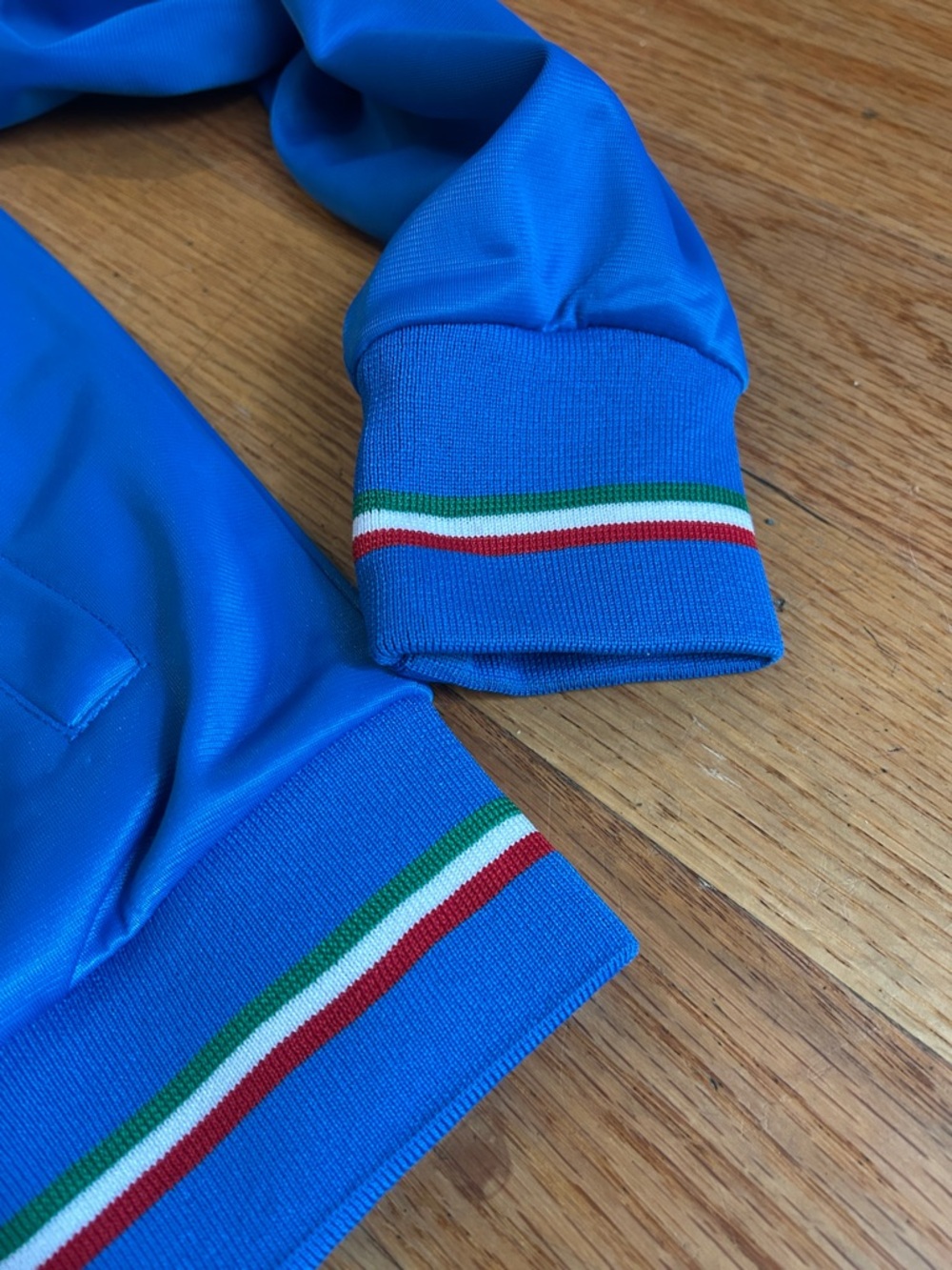 Unisex Retro Italia Track Jacket w/ trim Detail and printing in front & back - Picture 7 of 8